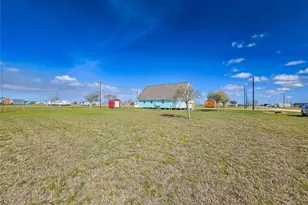 376 Haddock Dr, Palacios, TX 77465 - Photo 42