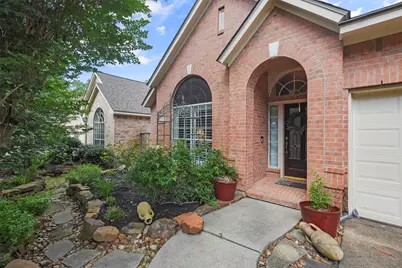 18 Pinery Ridge Place, Spring, TX 77382 - Photo 2