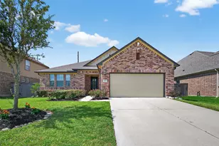 2726 Tumlinson Dr, Fresno, TX 77545 - Photo 1