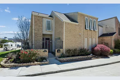 9403 Denbury Way, Houston, TX 77025 - Photo 34