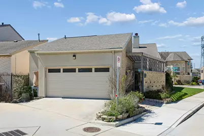 9403 Denbury Way, Houston, TX 77025 - Photo 32