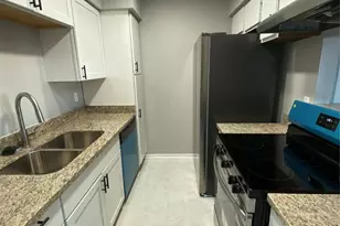 8431 Hearth Dr, Houston, TX 77054 - Photo 2