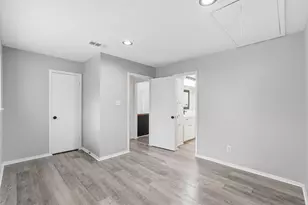 1819 Big Horn Dr, Houston, TX 77090 - Photo 32