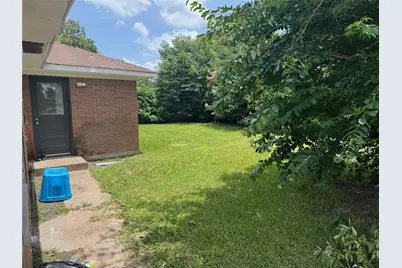 217 W Twickenham Trail, Houston, TX 77076 - Photo 6