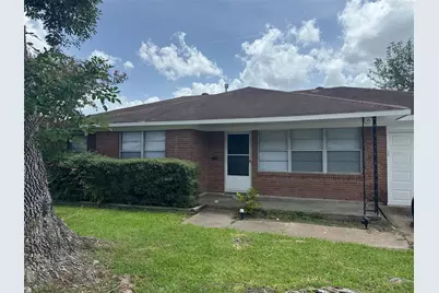 217 W Twickenham Trail, Houston, TX 77076 - Photo 1