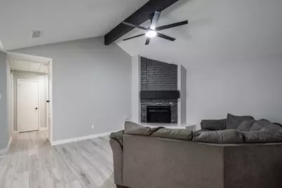 911 Briarcreek Drive, Baytown, TX 77521 - Photo 26