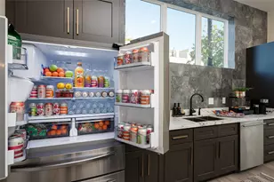 911 Thompson St, Houston, TX 77007 - Photo 22