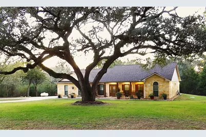 4443 Highway 90, Alleyton, TX 78935 - Photo 2