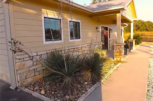 4443 Hwy 90, Alleyton, TX 78935 - Photo 32