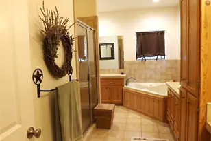 4443 Hwy 90, Alleyton, TX 78935 - Photo 12