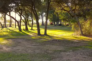 4443 Hwy 90, Alleyton, TX 78935 - Photo 26