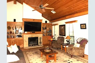 4443 Highway 90, Alleyton, TX 78935 - Photo 10