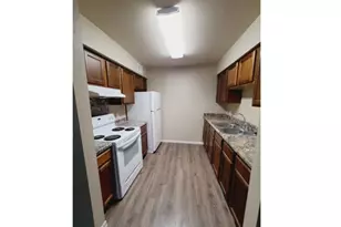 602 W Commons St, Refugio, TX 78377 - Photo 6