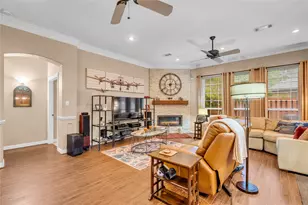 13414 Cherry Hill Dr, Montgomery, TX 77356 - Photo 8