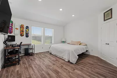 12217 Derby Royal Drive, Houston, TX 77044 - Photo 14