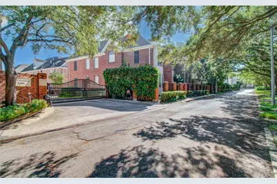 1931 Woodbury Street, Houston, TX 77030 - Photo 36