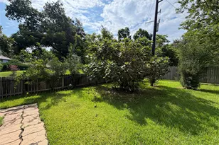 3739 Elkins Rd, Sugar Land, TX 77479 - Photo 16