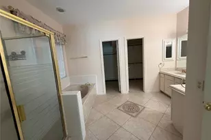 3739 Elkins Rd, Sugar Land, TX 77479 - Photo 6
