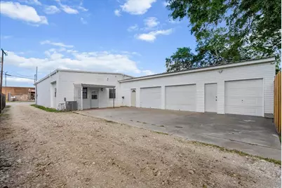 619 Dula Street, Alvin, TX 77511 - Photo 16