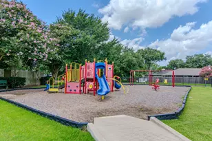 9127 Autumnsong Dr, Houston, TX 77064 - Photo 24