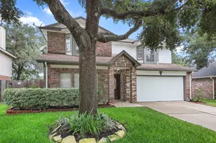 602 Oak Briar Dr, Kemah, TX 77565 - Photo 2
