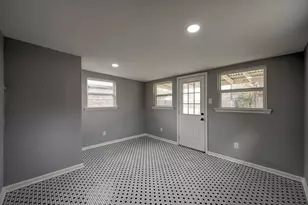 513 Barkley St, Houston, TX 77022 - Photo 40