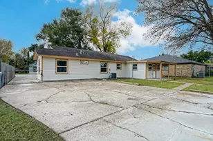 513 Barkley St, Houston, TX 77022 - Photo 46