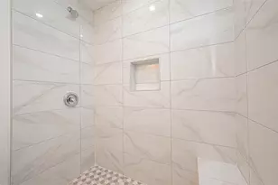 4726 Pease St, Houston, TX 77023 - Photo 36