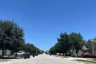 320 Triumph Rd, Buda, TX 78610 - Photo 4