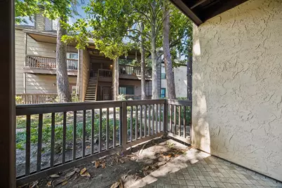 11711 Memorial Drive #515, Houston, TX 77024 - Photo 16
