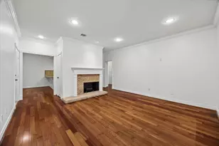 11711 Memorial Dr, Houston, TX 77024 - Photo 4