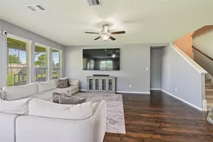 363 Century Oaks Ln, La Marque, TX 77568 - Photo 10