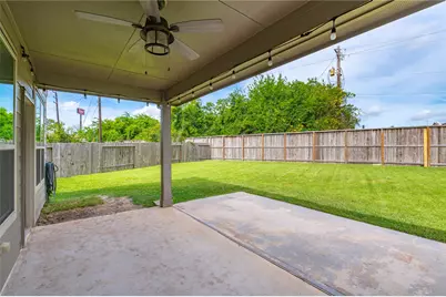 363 Century Oaks Lane, La Marque, TX 77568 - Photo 38