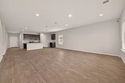 1614 Chase Anchor Court, Richmond, TX 77469 - Photo 6
