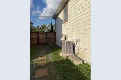1308 Genova Street #1, Houston, TX 77009 - Photo 14