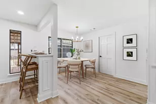 5 Devonshire Dr, Conroe, TX 77304 - Photo 12