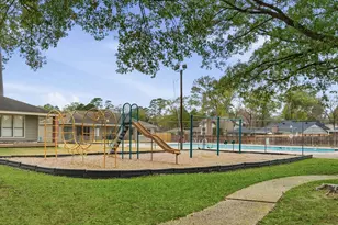 5 Devonshire Dr, Conroe, TX 77304 - Photo 36