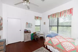 385 W Cora Lee St, Sour Lake, TX 77659 - Photo 28