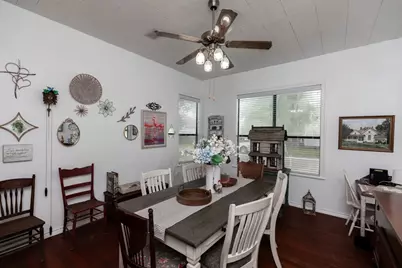 385 W Cora Lee Street, Sour Lake, TX 77659 - Photo 10
