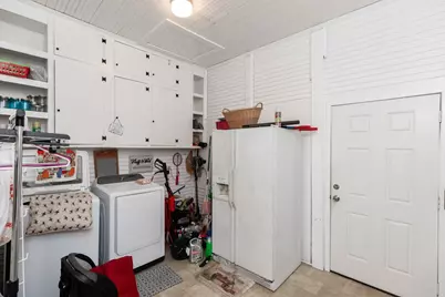 385 W Cora Lee Street, Sour Lake, TX 77659 - Photo 18