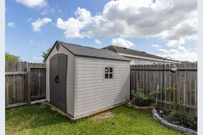 9515 Amberjack Drive, Texas City, TX 77591 - Photo 6
