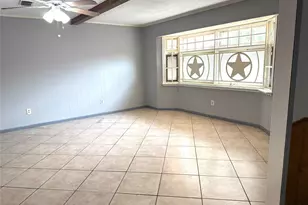 12615 Shannon Hills Dr, Houston, TX 77099 - Photo 10