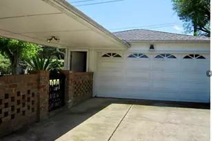 12615 Shannon Hills Dr, Houston, TX 77099 - Photo 4