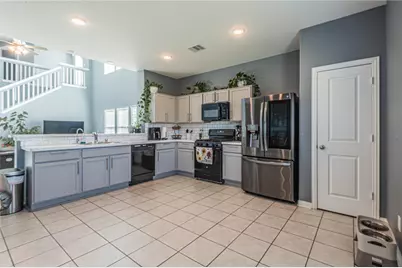 107 Montecito Court, Manvel, TX 77578 - Photo 10