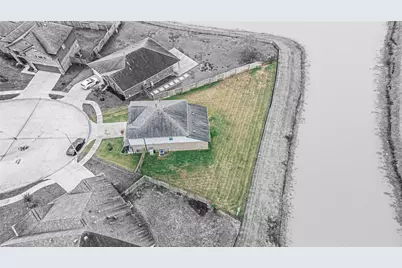 107 Montecito Court, Manvel, TX 77578 - Photo 36