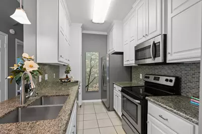 2212 Hopkins Street #2212, Houston, TX 77006 - Photo 6