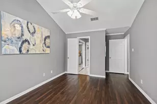 2212 Hopkins St, Houston, TX 77006 - Photo 14