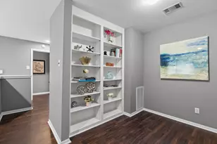 2212 Hopkins St, Houston, TX 77006 - Photo 18
