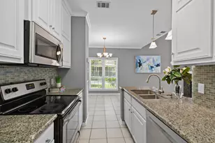2212 Hopkins St, Houston, TX 77006 - Photo 8