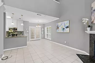 2212 Hopkins St, Houston, TX 77006 - Photo 2